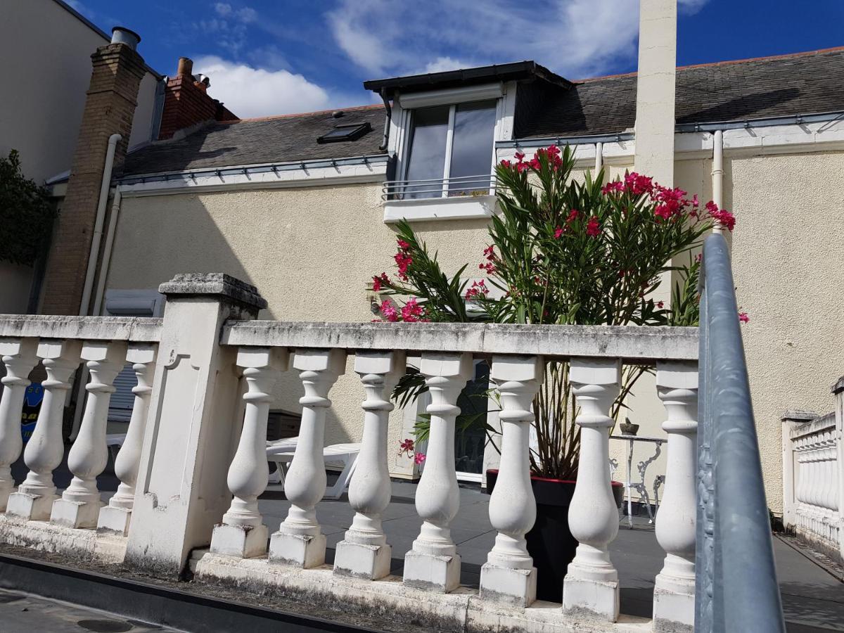 72M² Avec Terrasse Dans Demeure Angevine De 2 Etages Apartamento Angers Exterior foto